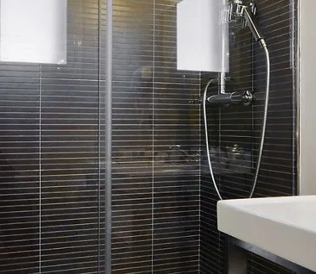 Hotel Oasis 2*